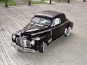 1:18 - Eagles Race - Chevrolet - Convertible Soft Top - 1941 - Negro - Calle - 0